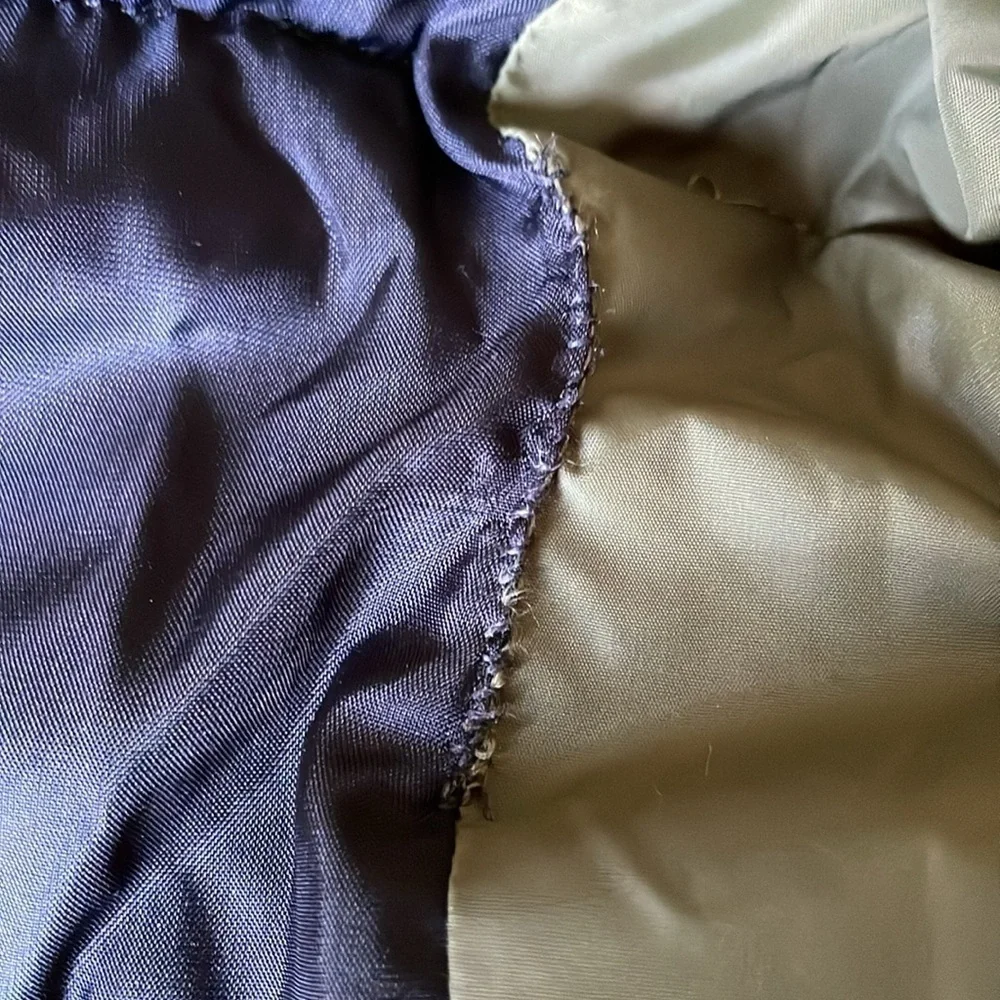 Cirrus puffer vest  size - Picture 7 of 12